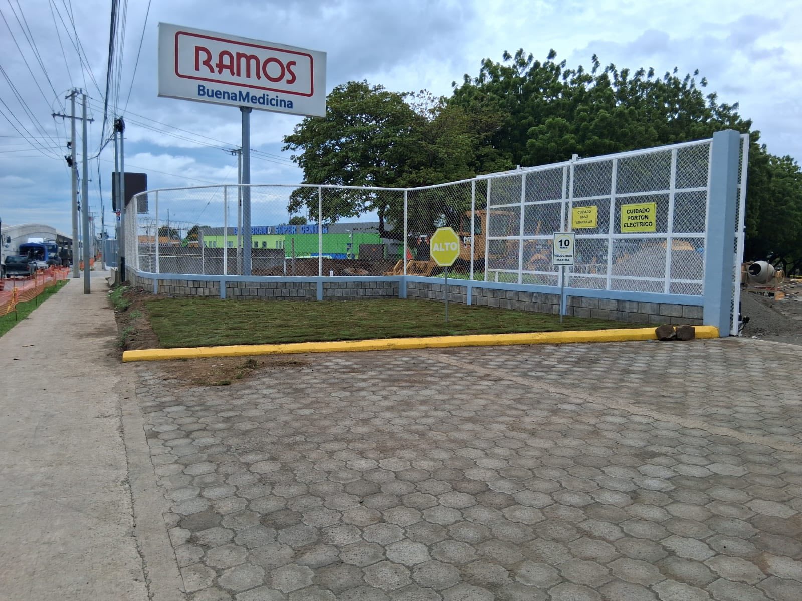 Proyecto de grama 9 - Parque público en Jinotega